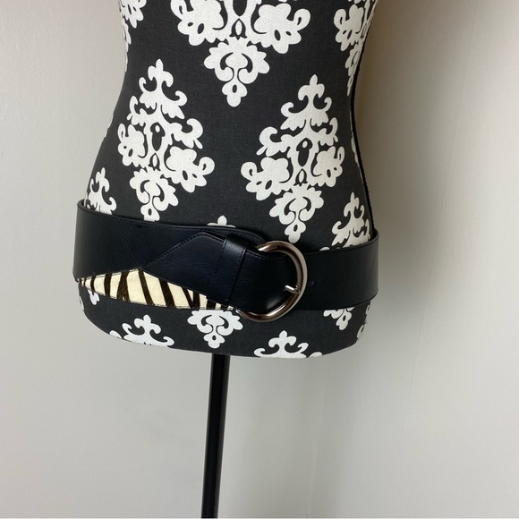 Chico’s Black Leather Zebra Print Calf Hair Belt - Picture 9 of 14